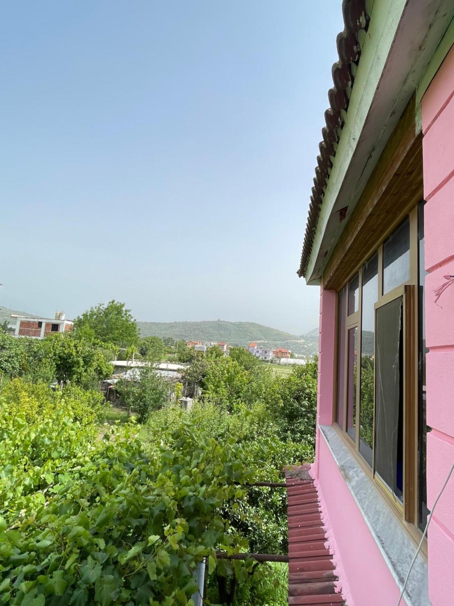 Villa Mance Berat Exteriér fotografie