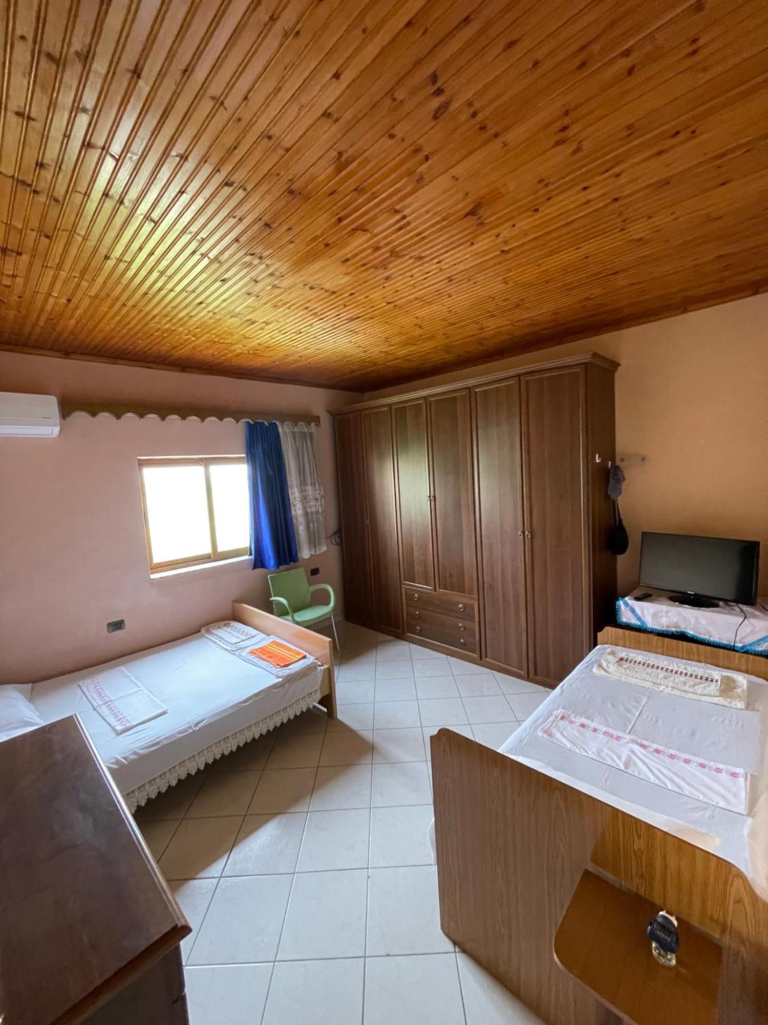 Villa Mance Berat Exteriér fotografie